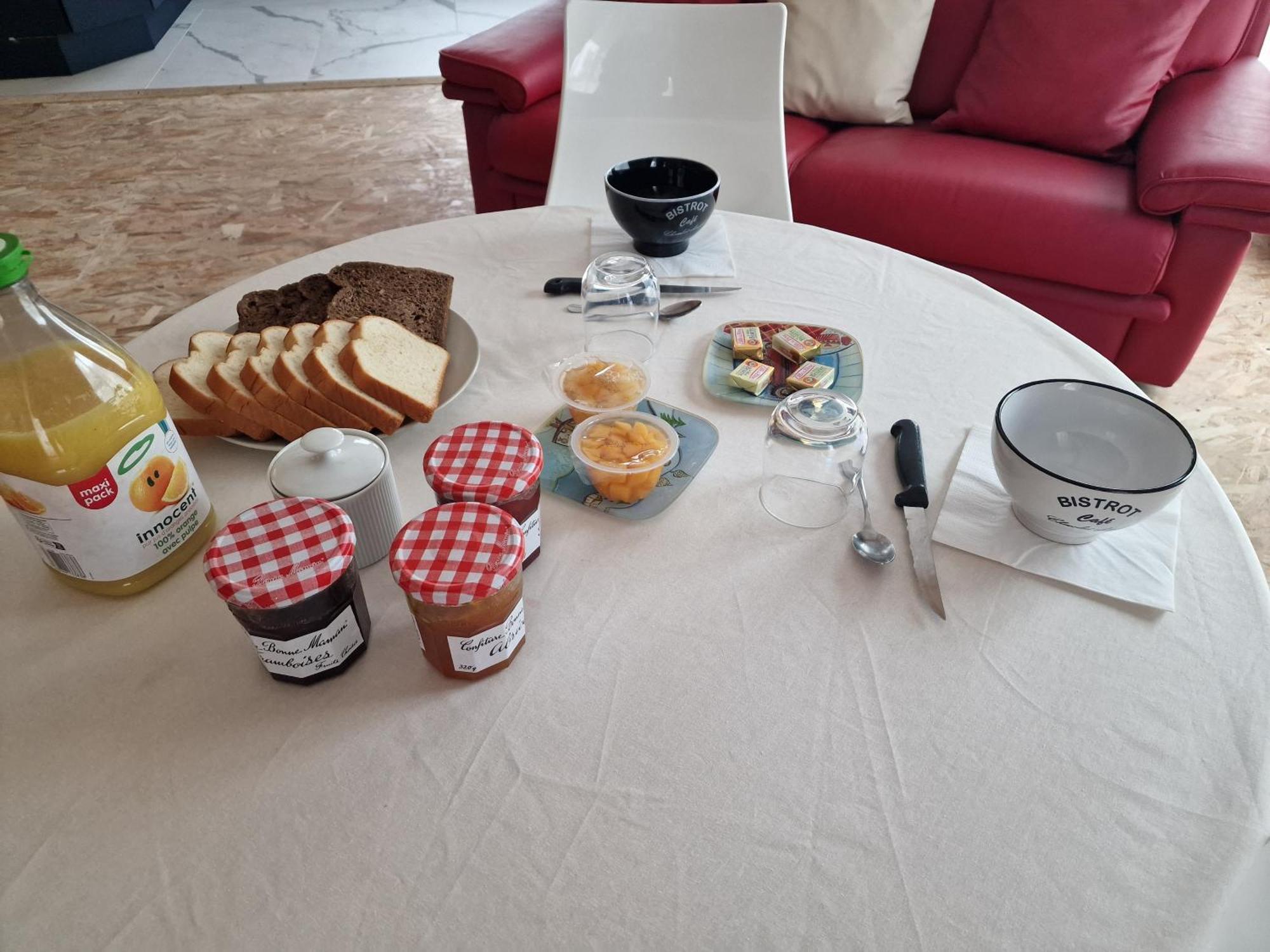 Bed and Breakfast L'Edelweiss Normand Saint-Marcel  Zewnętrze zdjęcie